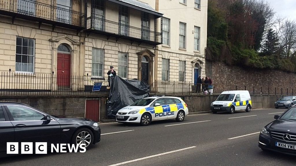 Murder arrest after body found in Bristol house BBC News