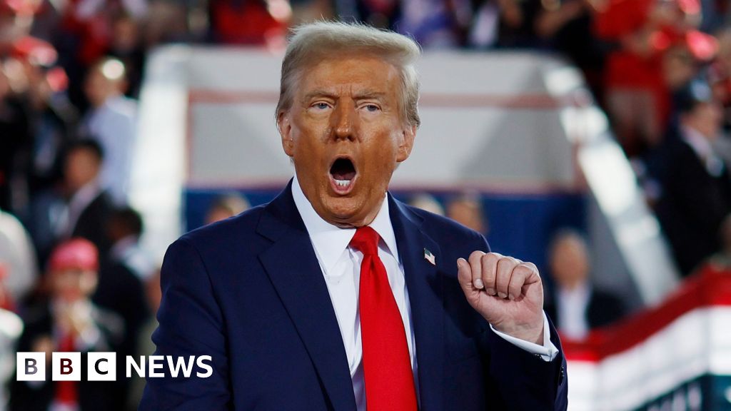 Supporters delirious with happiness as Trump speaks at HQ