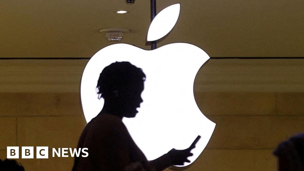 مجلس مقاطعة نورفولك يتفوق على شركة أبل في صف iPhone بقيمة 385 مليون جنيه إسترليني
