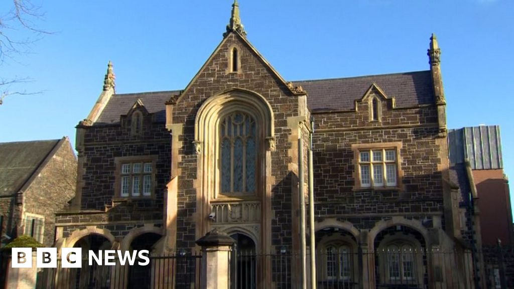 Ballymena court James Kennedy, 25, from Liverpool remanded over £