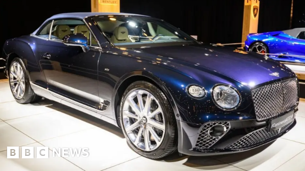 More than 200 jobs at risk at carmaker Bentley
