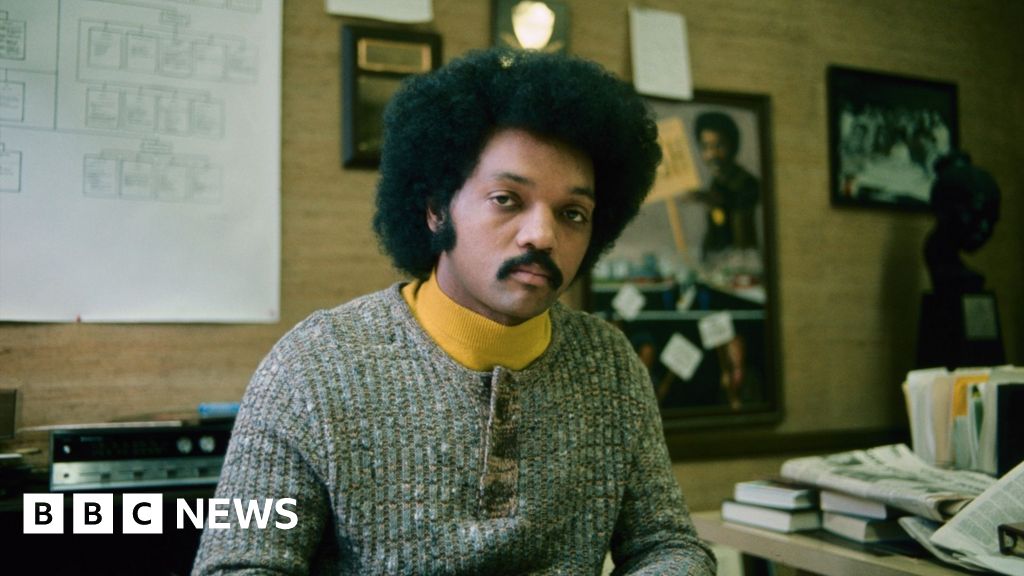 Watch: Key moments that defined Jesse Jackson's life