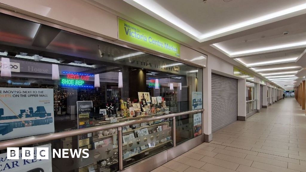 Victoria Market: Government says traders' plight 'shocking' - BBC News