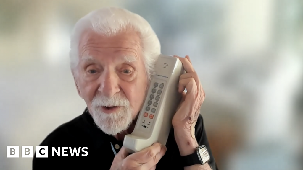 Inventor do celular fez a primeira ligação há 50 anos