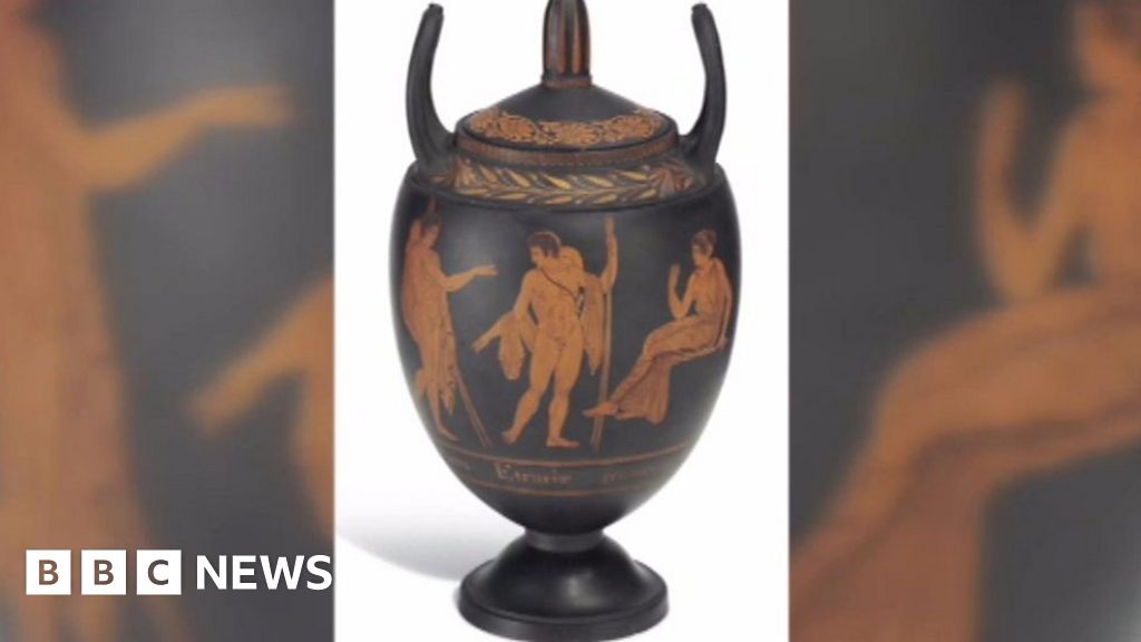 Appeal To Keep Wedgwood Vase In Stoke On Trent Extended Bbc News