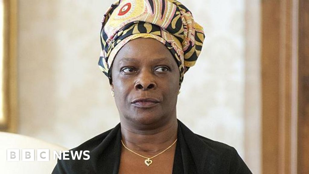 Бивша първа дама на Замбия, арестувана по обвинения в измама