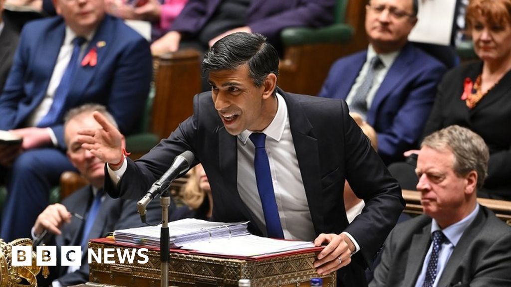 PMQs: Rishi Sunak accuses Greek PM of grandstanding over Elgin Marbles