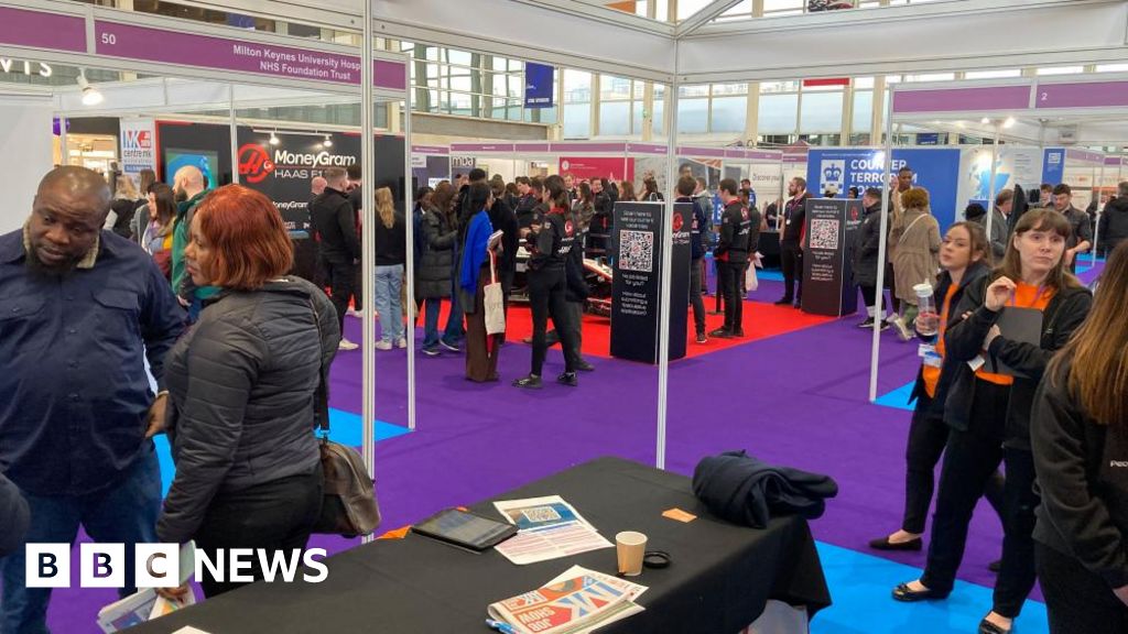 Jobs fair in Milton Keynes offers 10,000 vacancies BBC News