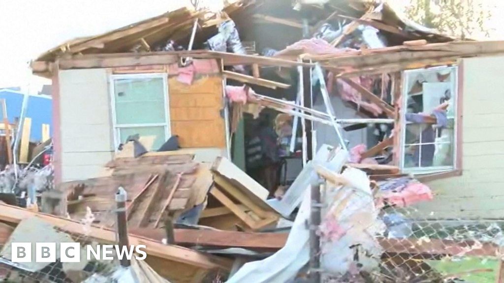 Footage shows aftermath of deadly tornado in Perryton, Texas