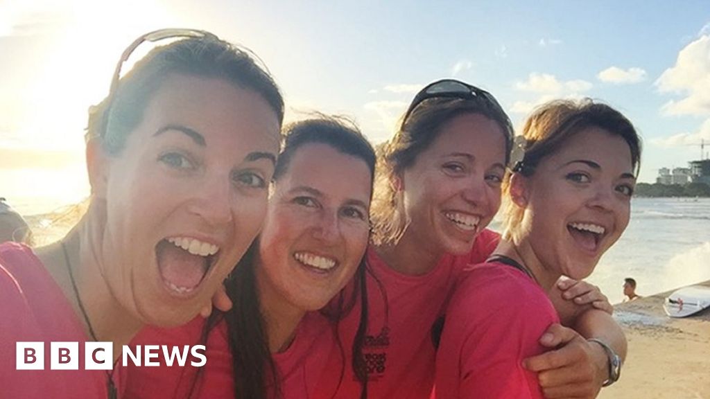 Pacific Ocean rowers Coxless Crew reach Australia BBC News
