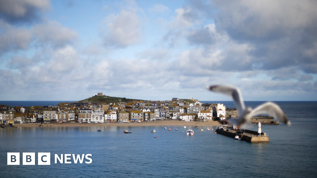 St Ives considers ‘tourist tax’