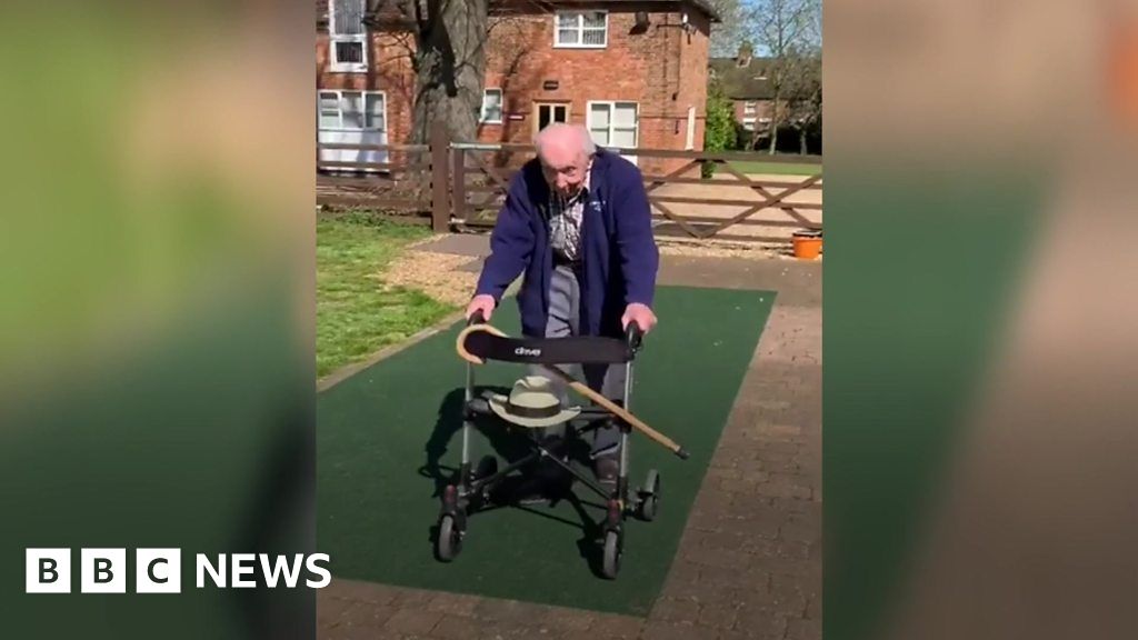 Coronavirus: The 99-year-old war veteran raising money for the NHS ...