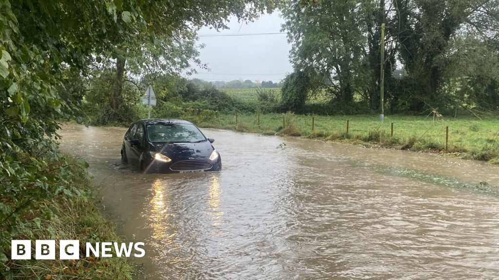 Suffolk Flooding Leads To Major Incident Being Declared Bbc News 