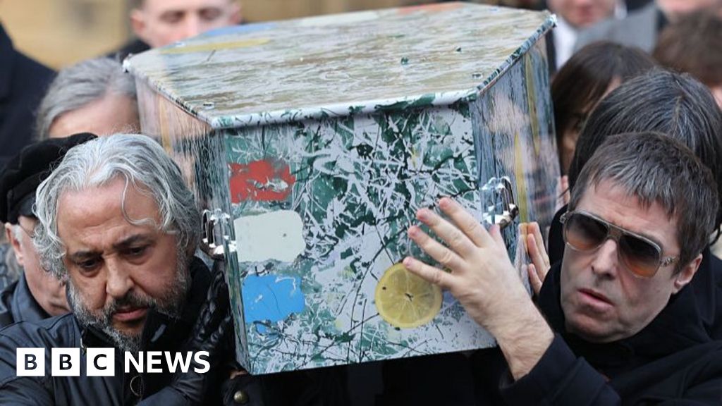 Stone Roses' Mani's star-studded Manchester send-off