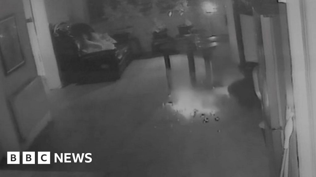 Footage captures hoverboard battery exploding in Smethwick home BBC News