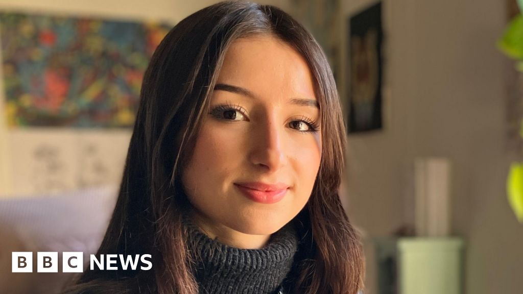 bbc.co.uk - Ben Schofield - Creative workers on the affects of AI on their jobs - BBC News