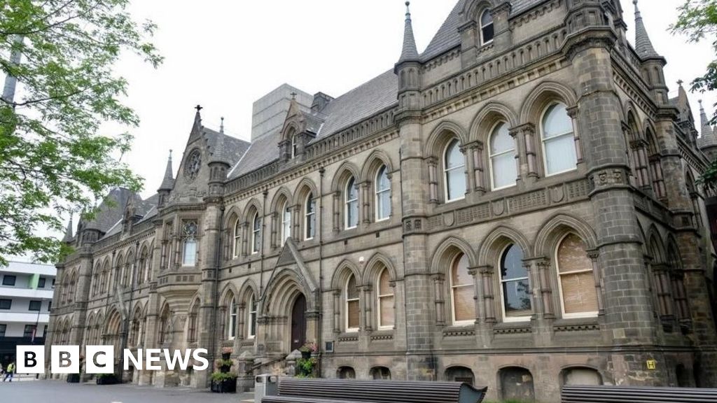 Landlords criticise Middlesbrough Council over £800perhome fee BBC News