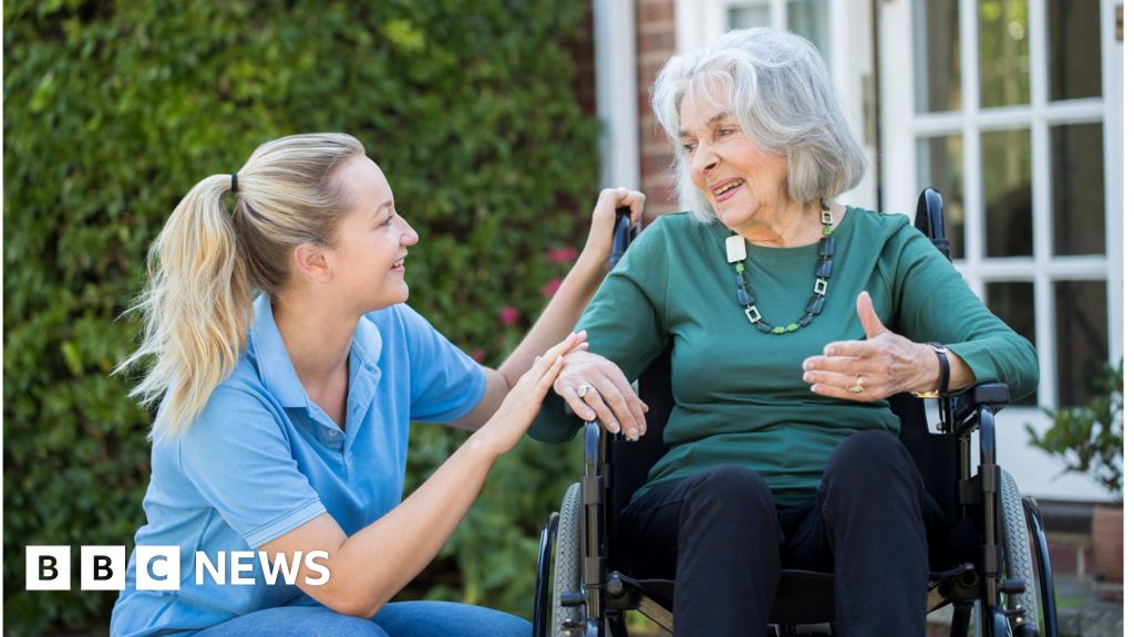 Covid jab rule could deepen care home staffing crisis