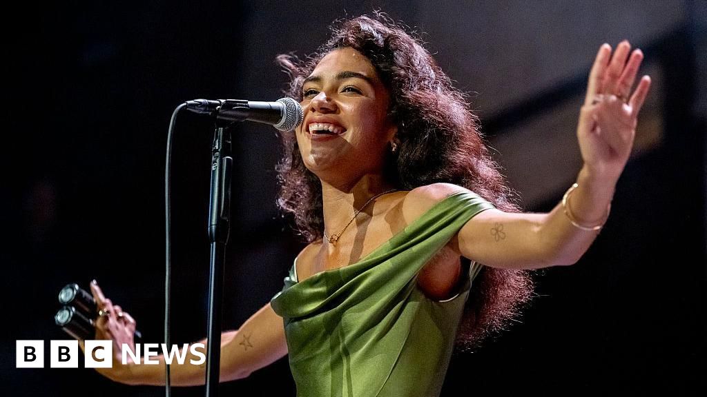 Olivia Dean to headline final day of Radio 1's Big Weekend 2026