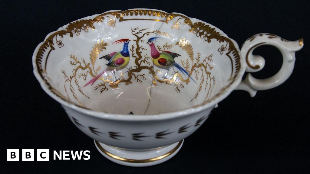 bbc.co.uk - Eleanor Maslin - Weird' objects in Goole offer glimpse into town's past