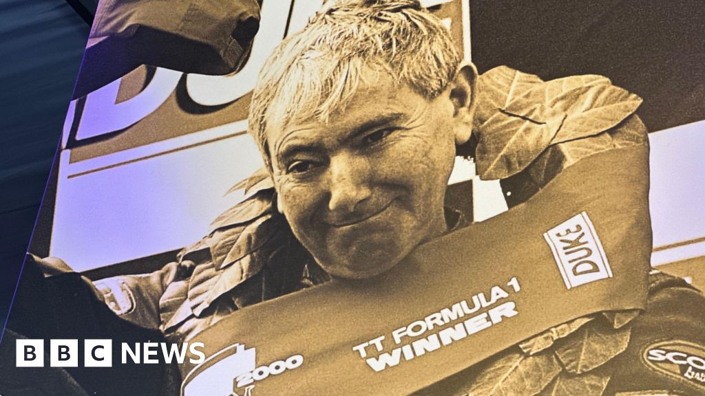 Exhibition celebrates Joey Dunlop's TT legacy
