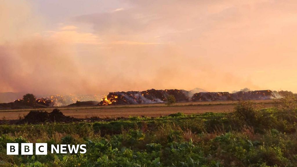 'Spontaneous combustion' likely cause of Kirton Holme bale fire 