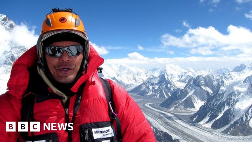 The motivational mountaineer who has climbed Everest three times BBC News