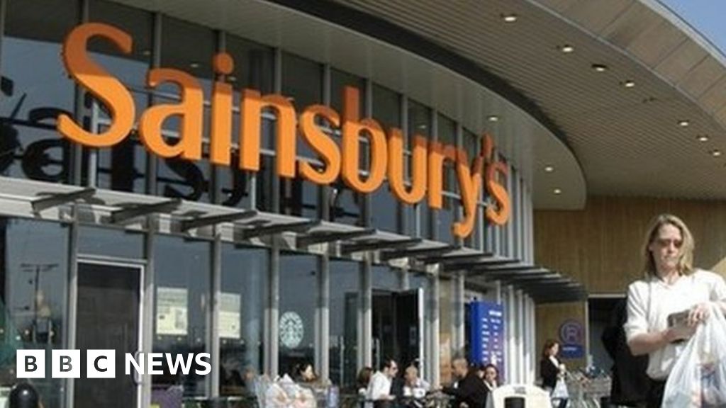 Sainsbury's chief executive on staff 4 pay rise BBC News