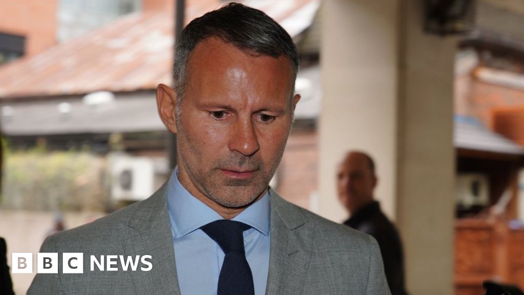 Giggs tells court he had no big arguments with ex