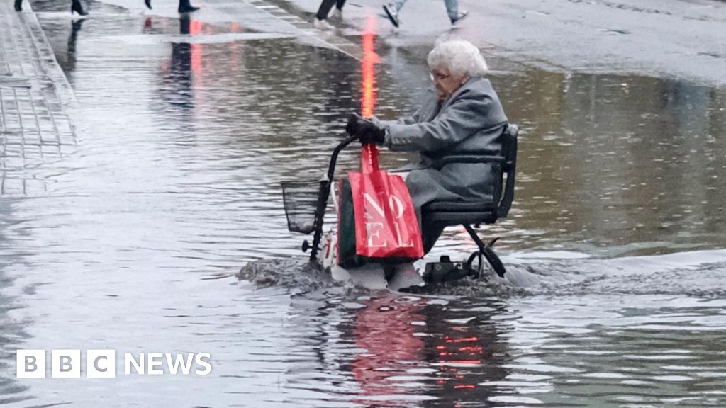 Calls to fix massive puddle outside Euston station