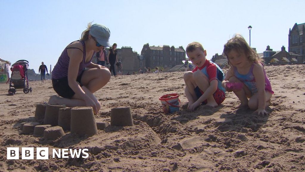 Easter Monday temperature is new Scottish record BBC News