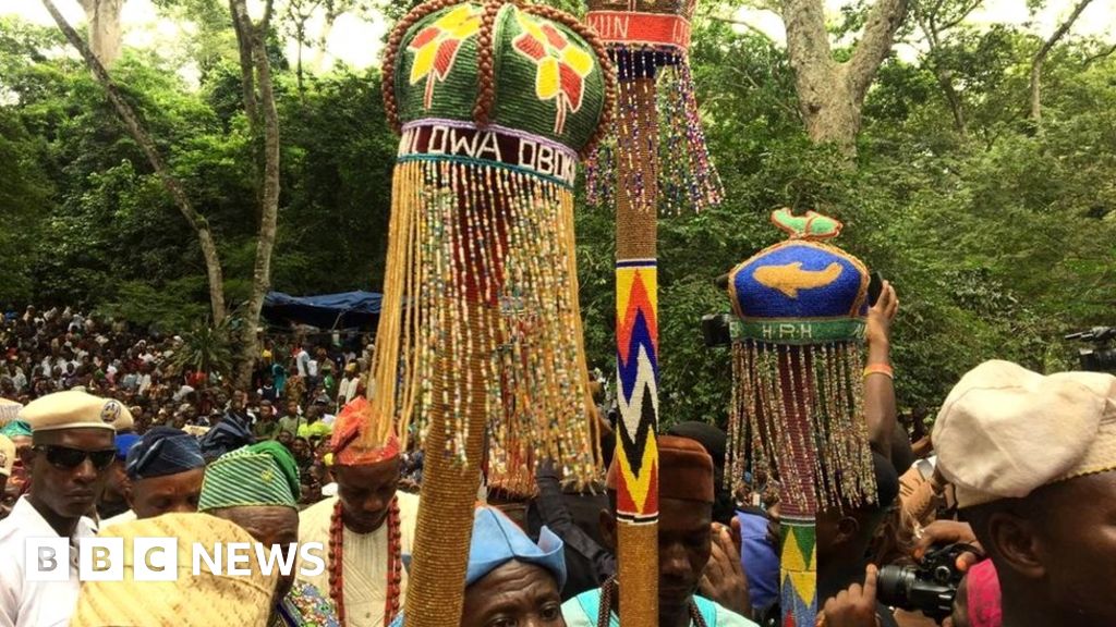 In pictures: Nigeria festival celebrates Yoruba fertility goddess Osun Osogbo - BBC News