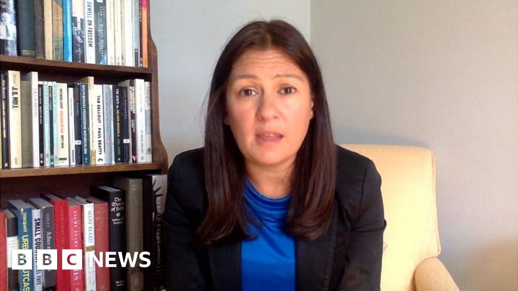 labour-opposes-relaxing-sunday-trading-hours-says-nandy