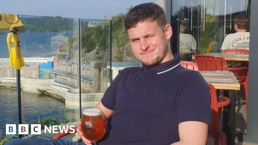 Leeds United Fan Wakes from Coma After Parade Tree Fall