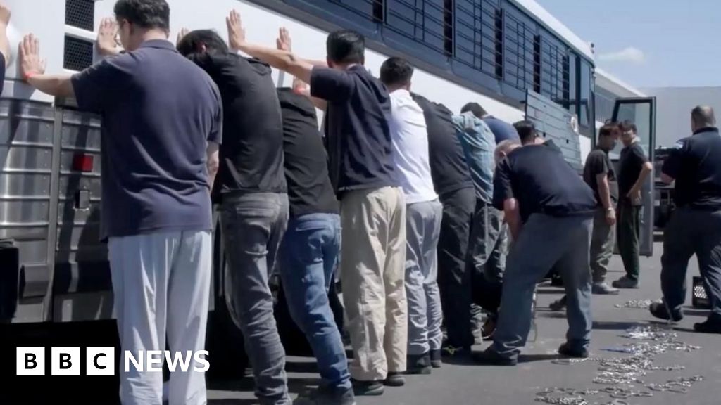 South Korean worker tells BBC of panic and confusion during Hyundai ICE raid