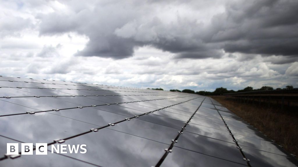 London Underground: TfL plans solar farms to help power the Tube