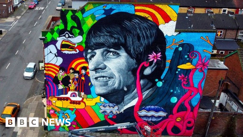 Ringo Starr mural unveiled at the Beatles fan spot