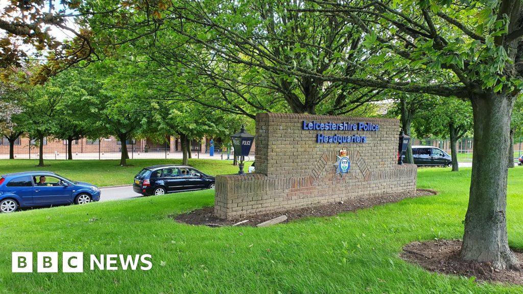 Leicestershire Police officer hit colleague's car and drove off - BBC News