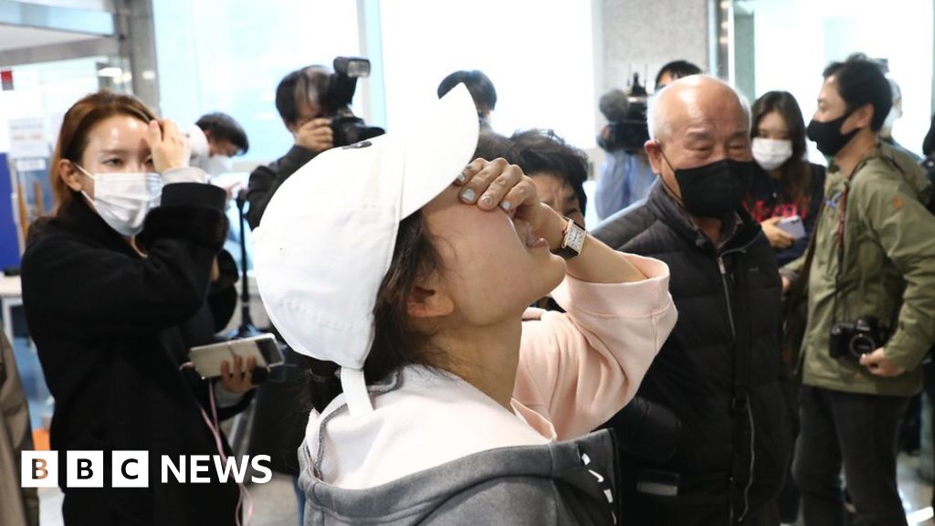 seoul-halloween-crush-aftermath-of-disaster-in-pictures