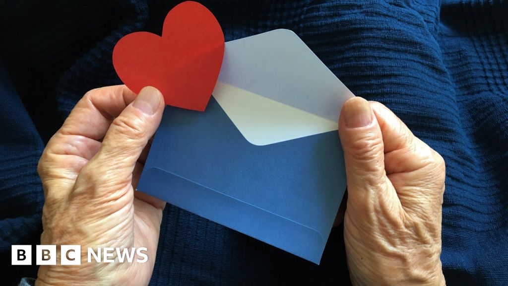 Surrey undertaker apologises over care home Valentine's cards