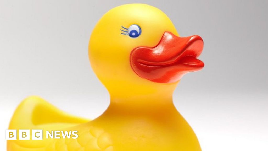 “Ducking hell” to disappear from Apple’s autocorrect