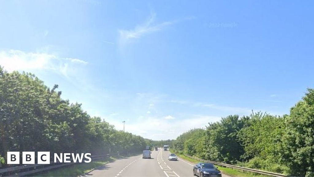 Newark Two seriously injured in A46 crash BBC News