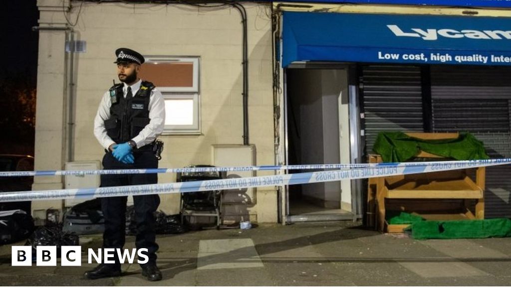 Ilford stabbing Toddler and threeyearold boy killed BBC News