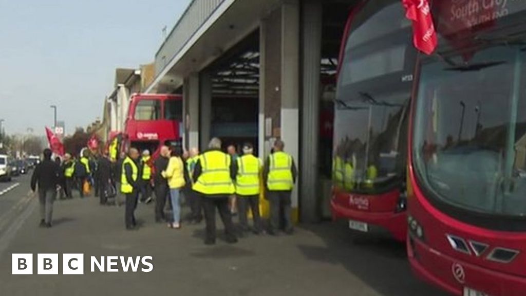 South London Arriva Bus Drivers Set To Strike Over Pay