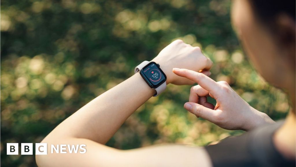 Smartwatches may provide early Parkinson's diagnosis