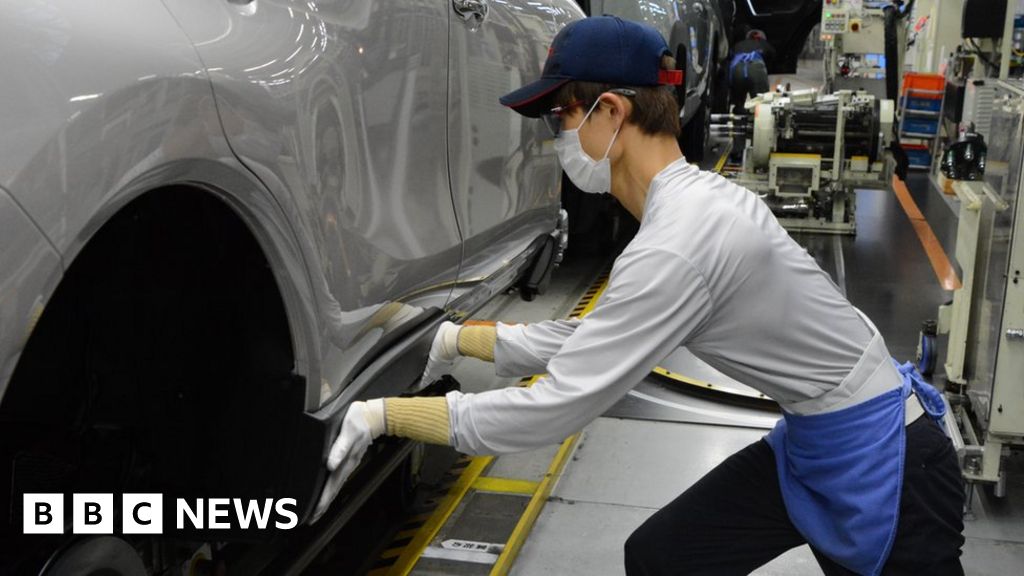 Японският гигант за производство на автомобили Toyota спря дейността на