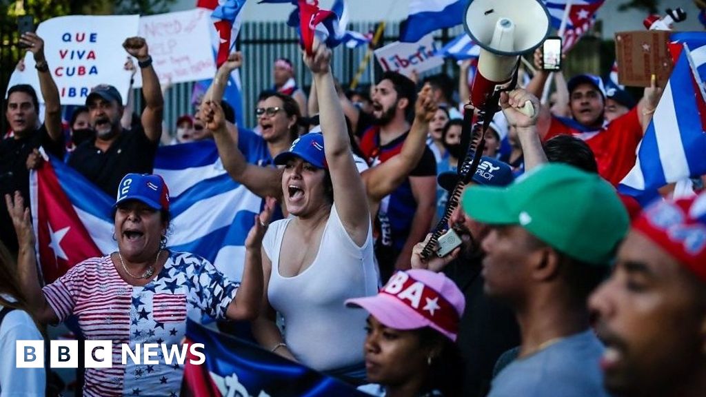 Floridians rally in support of Cuban protesters