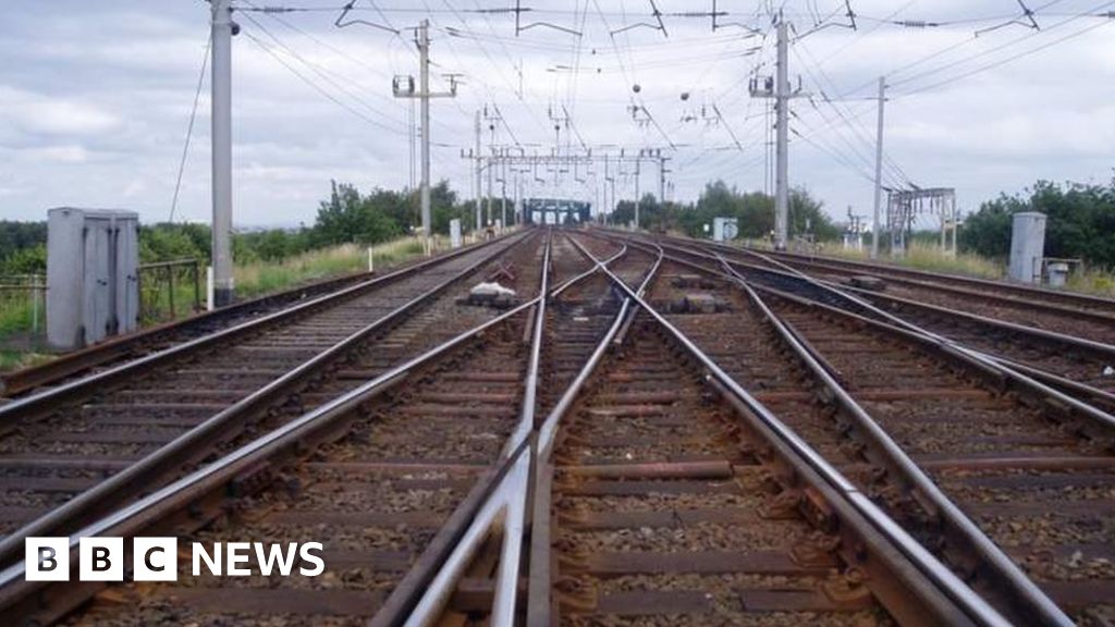 Train signal failure disrupts rail services in Wales