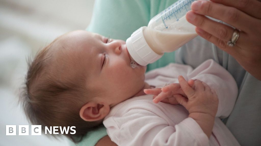 US faces baby formula ‘crisis’ as shortage worsens