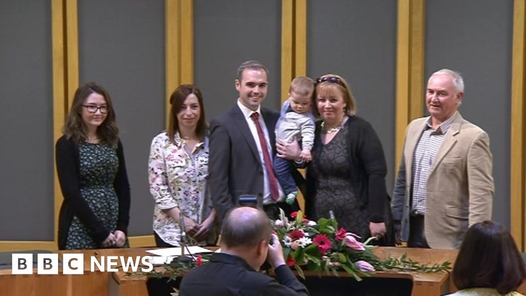 Plaid Cymru's Steffan Lewis dies aged 34